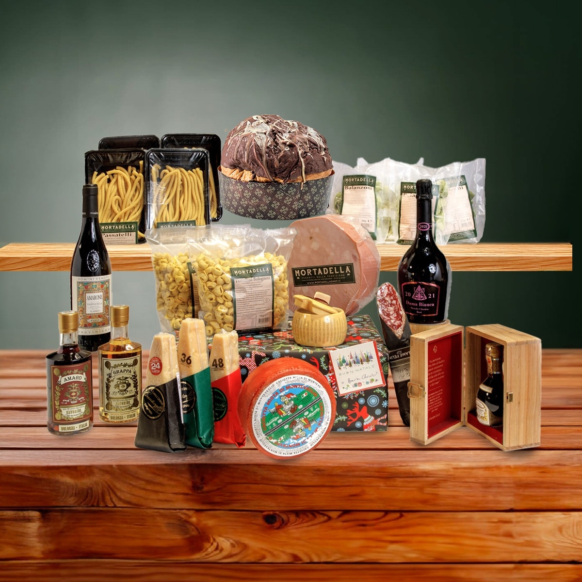 Cesta di Natale Bolognese Dalle Perle Cesta di Natale Bolognese Dalle Perle
